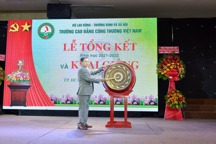Lễ tổng kết năm học 2021-2022 và Khai giảng năm học mới 2022-2023 của Trường Cao Đẳng Công Thương Việt Nam – Cơ Sở Tp HCM